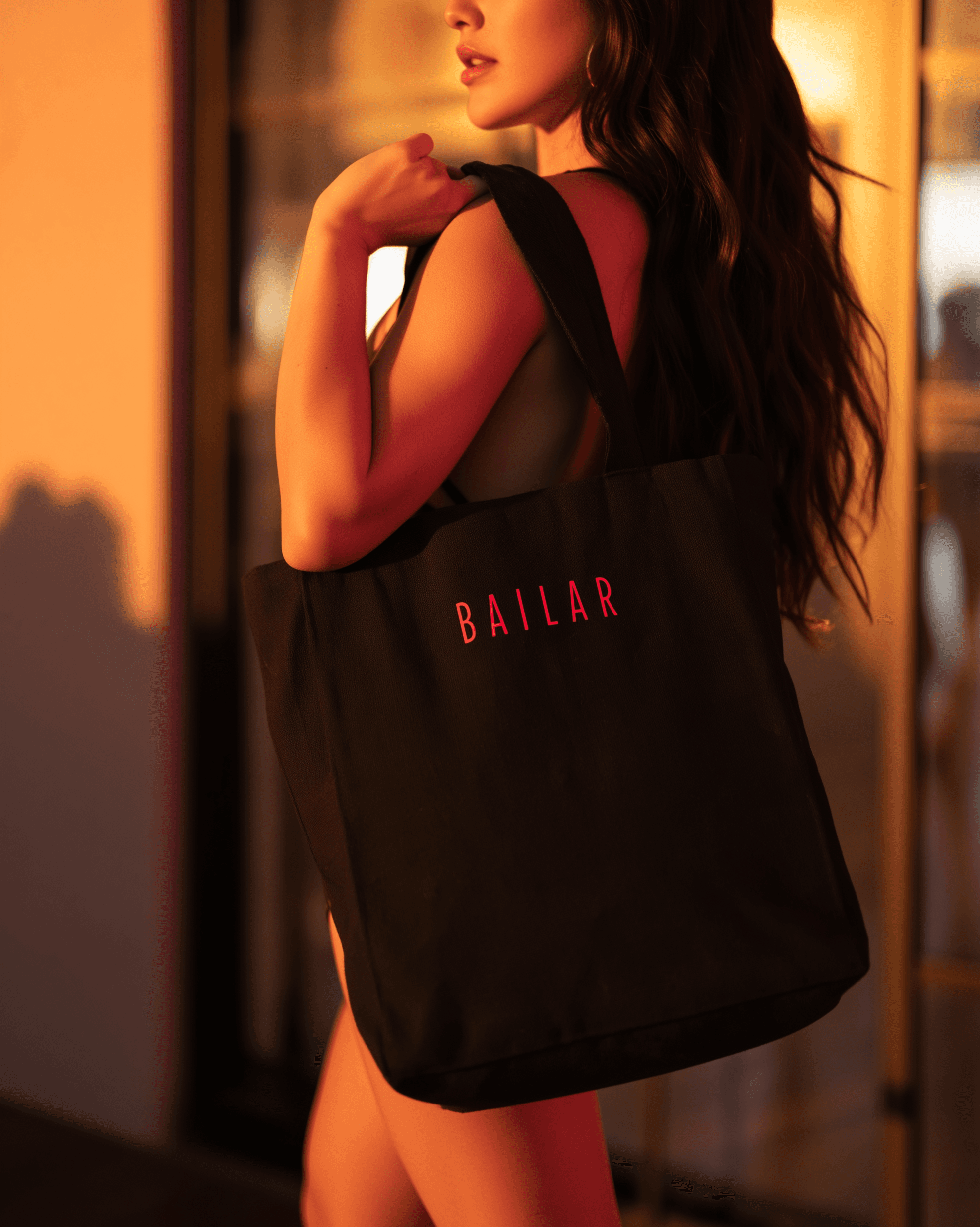 Bailar Tote