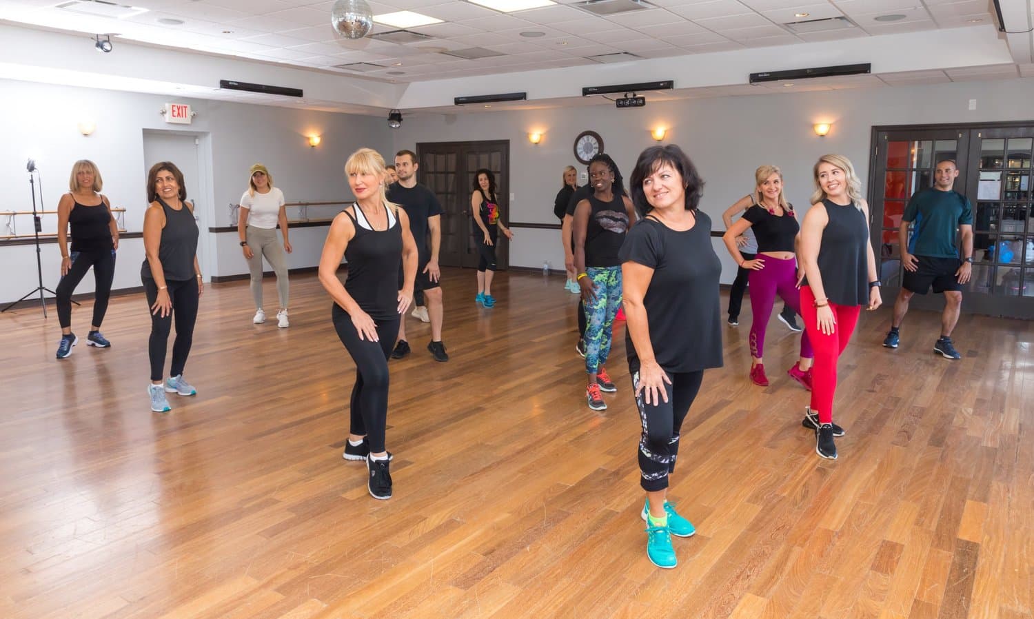 Viva Ballroom Dance Fitness. Newark