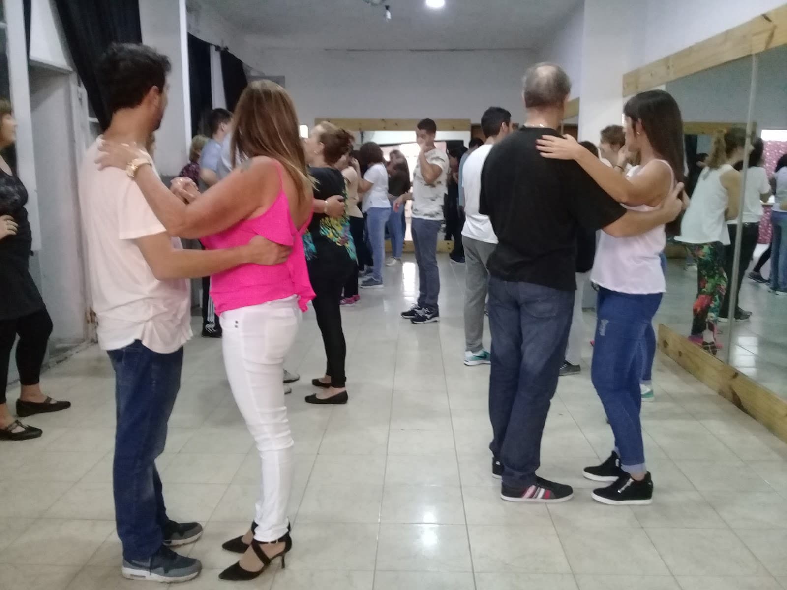 LA TIMBA - Clases de Salsa y Bachata en Rosario. Santa Fe