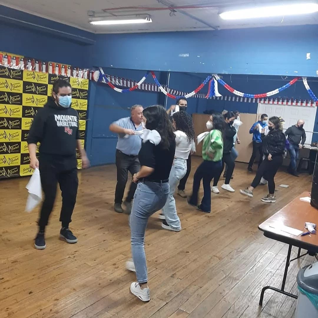 Salsa Salud (Clases de Salsa Bachata Rock&Roll Cueca). Región Metropolitana