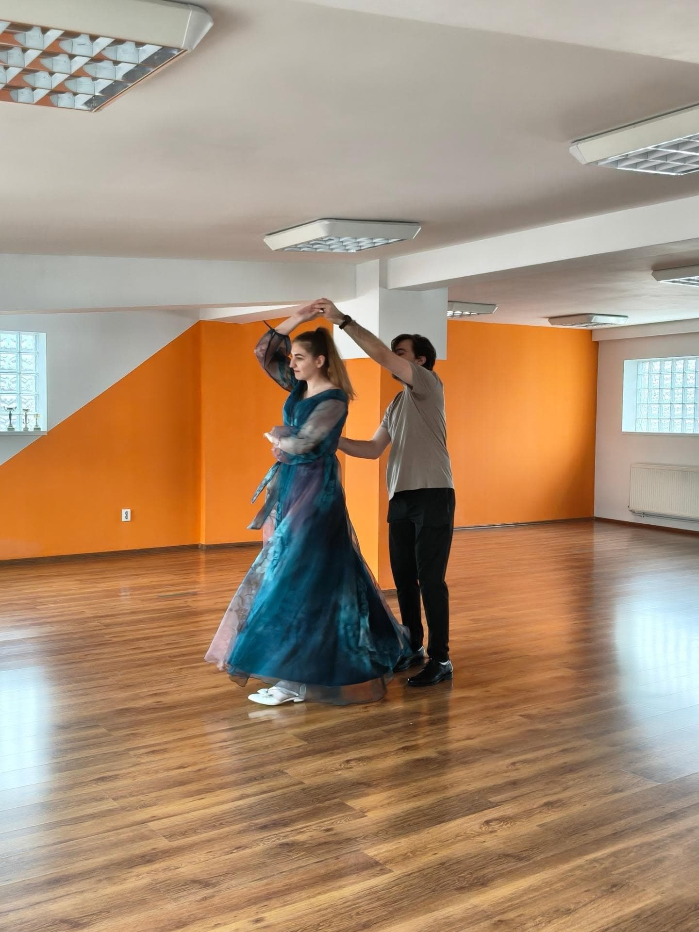 Joie de Vivre Dance School (Labor). București
