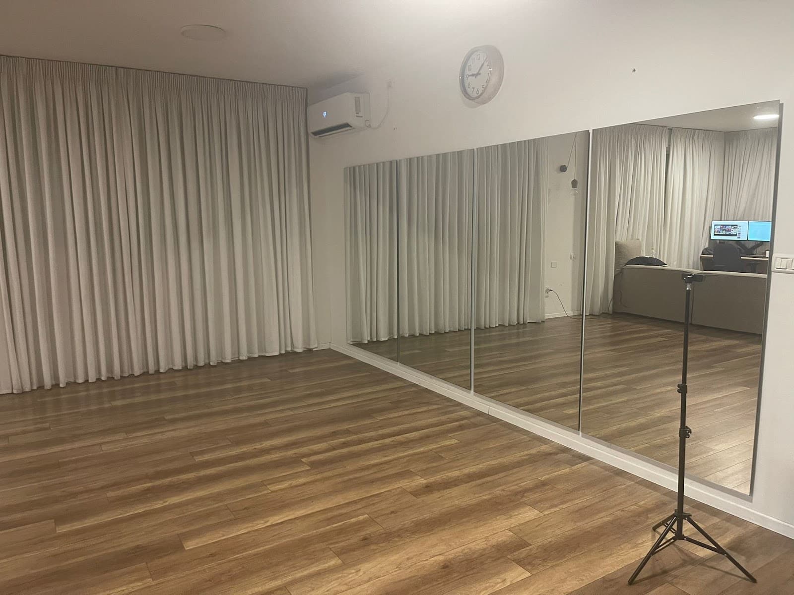 G studio bachata. Ramat Gan