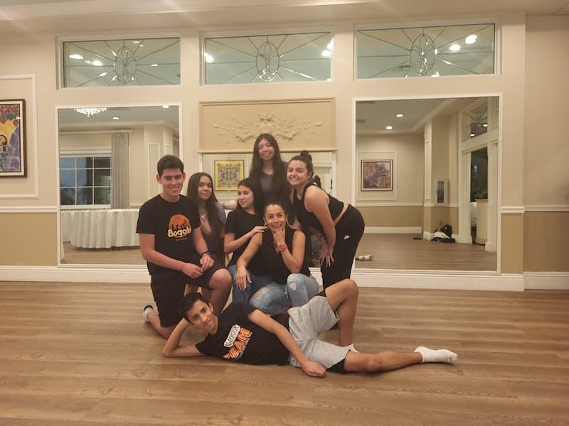 Easy Latin Dance. Greenacres