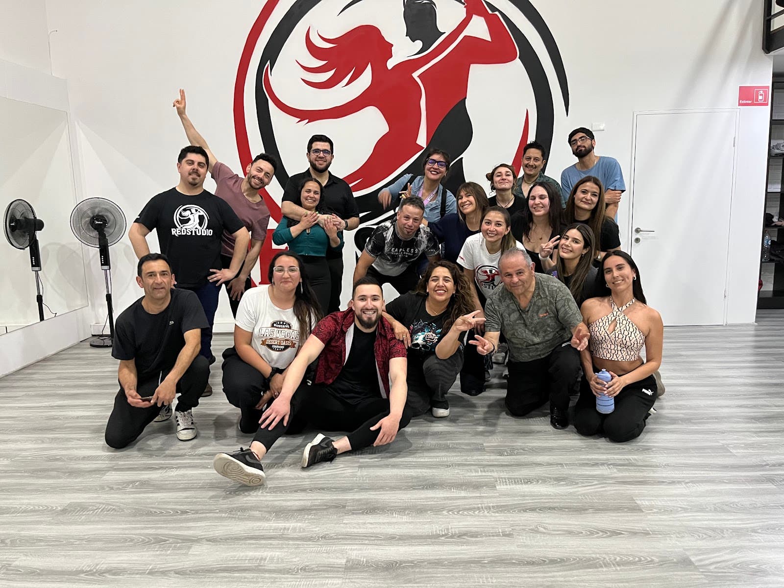 RedStudio Salsa y Bachata. Valparaíso
