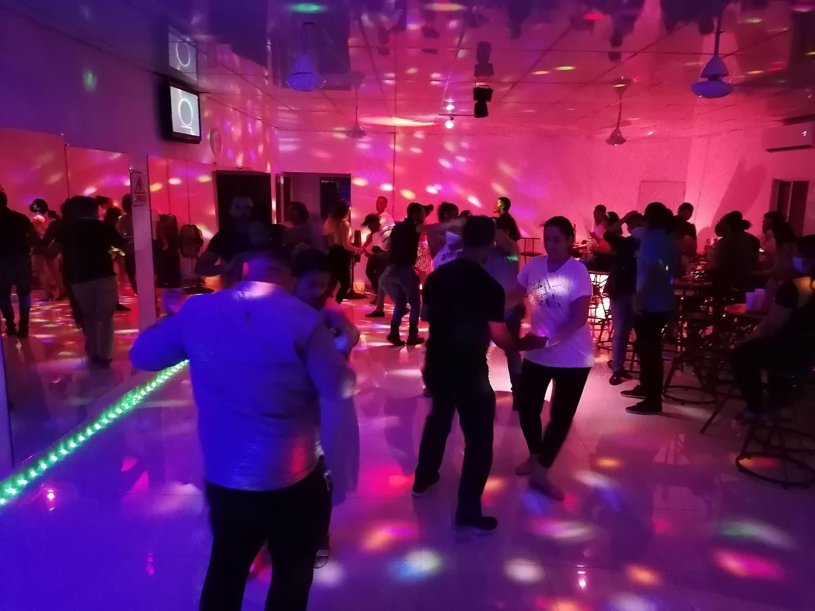 Ven y Baila. Región Metropolitana