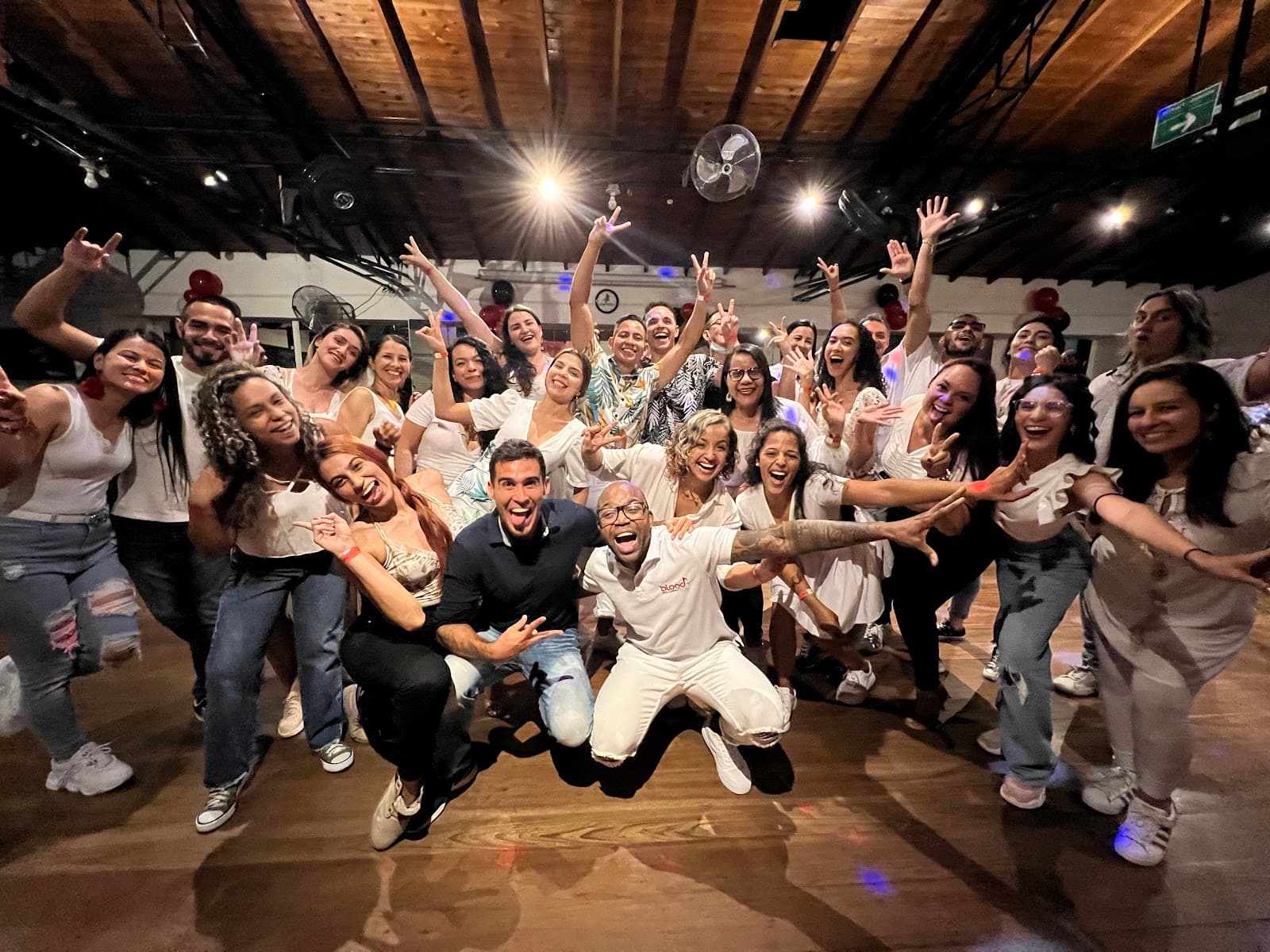 Salsa & Bachata Classes - Medellin. Medellín, ANTIOQUIA