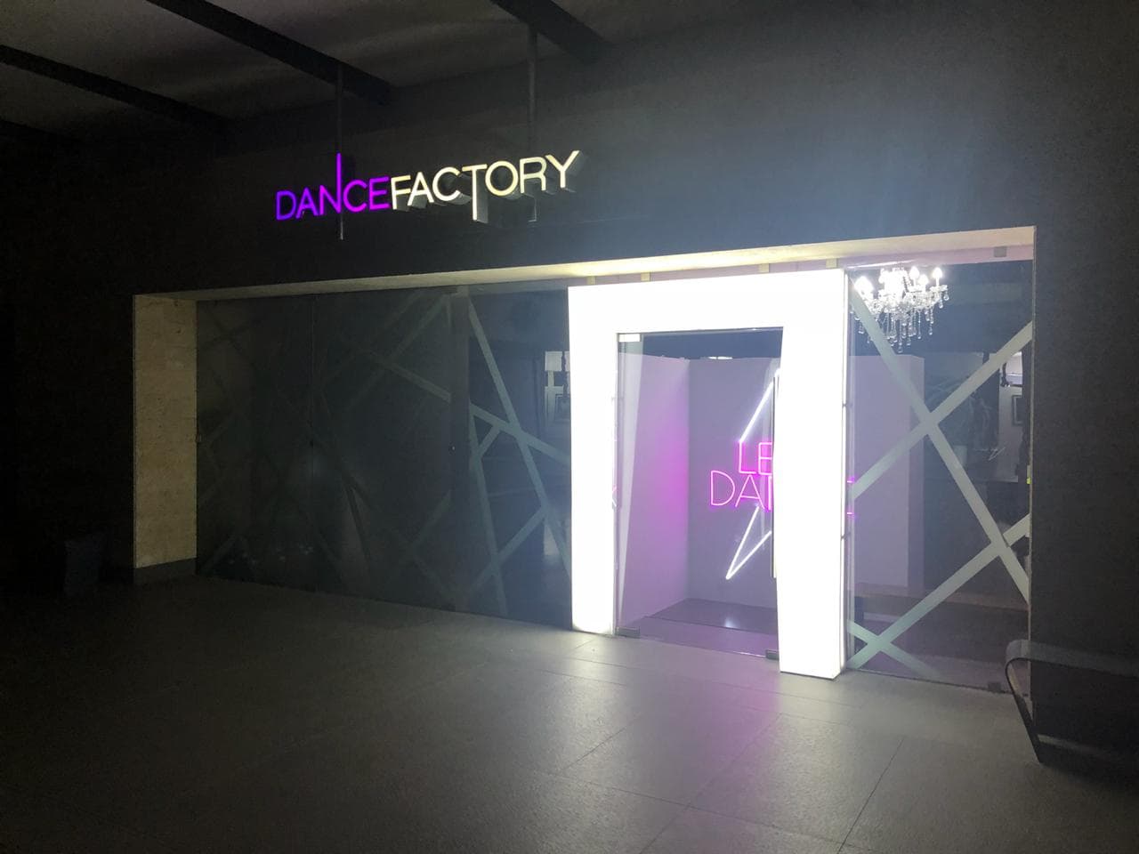 Dance Factory Majadas Once. Guatemala City