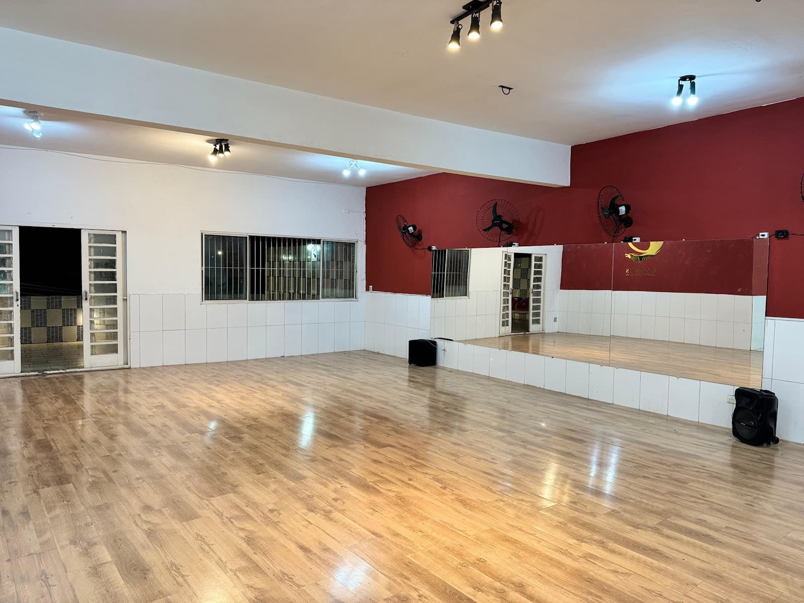 Escola de Dança Cadmus. Osasco