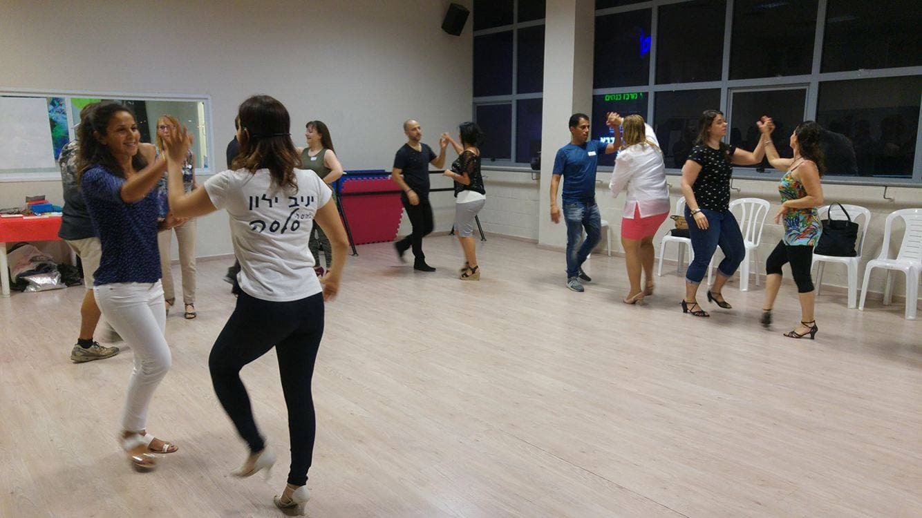 יניב ילון ביה"ס לסלסה. Kefar Sava