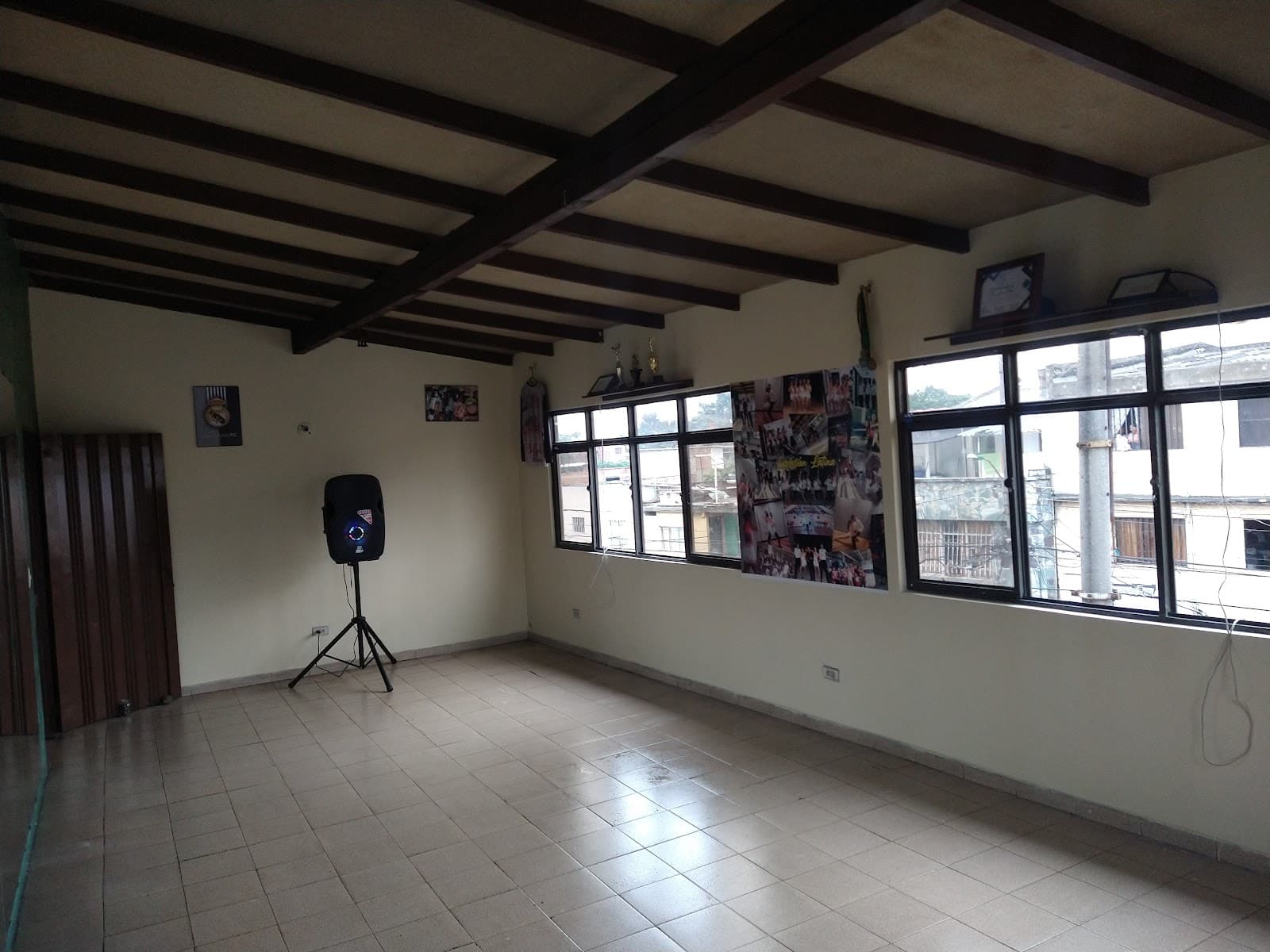 Academia de baile "Explosión Latina". Cali