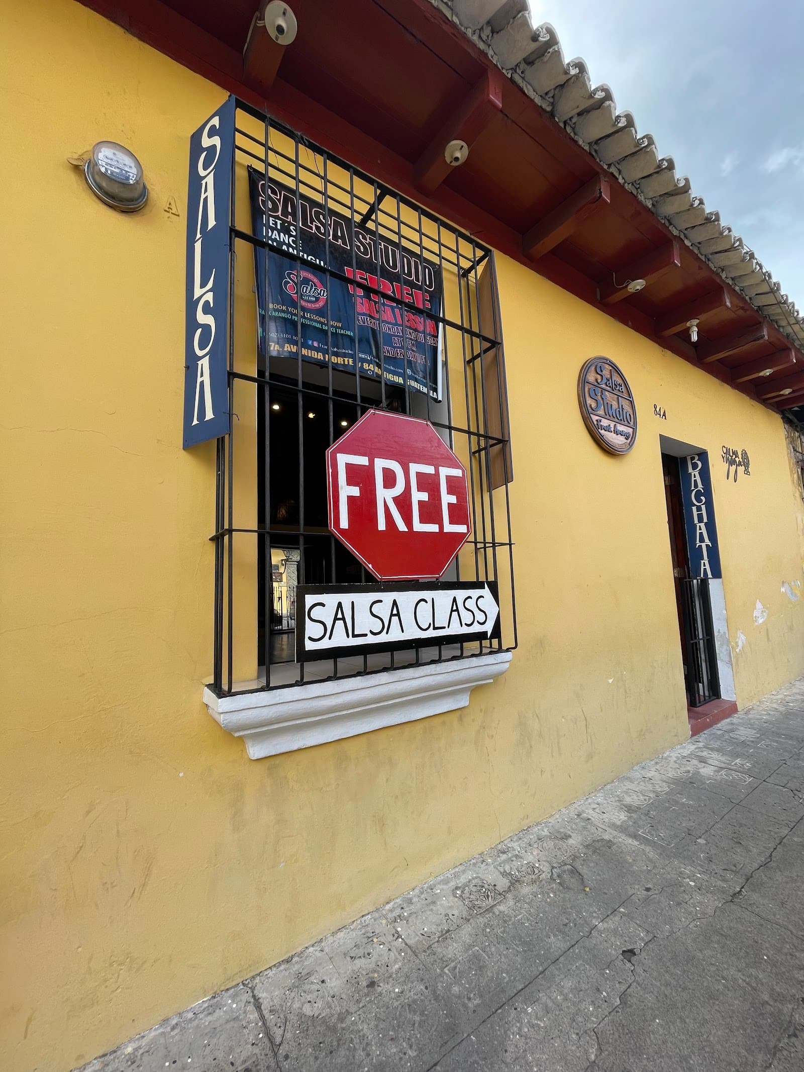 SALSA STUDIO frank arango. Antigua Guatemala