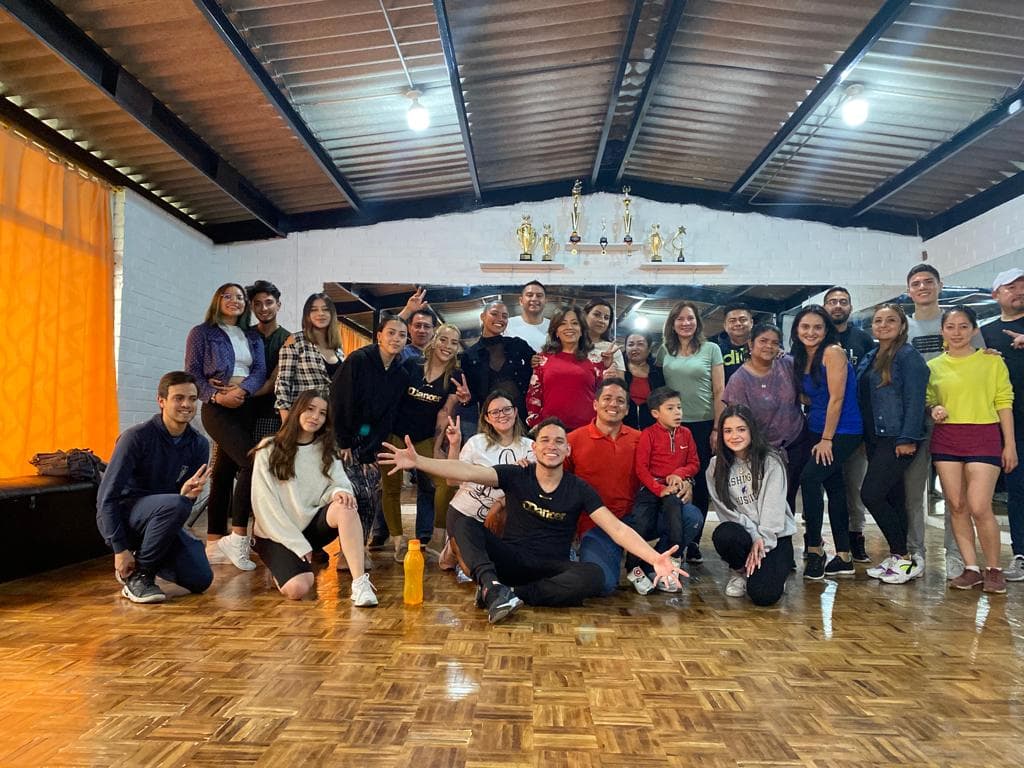 Orlando Dance Studio. Quito, PICHINCHA