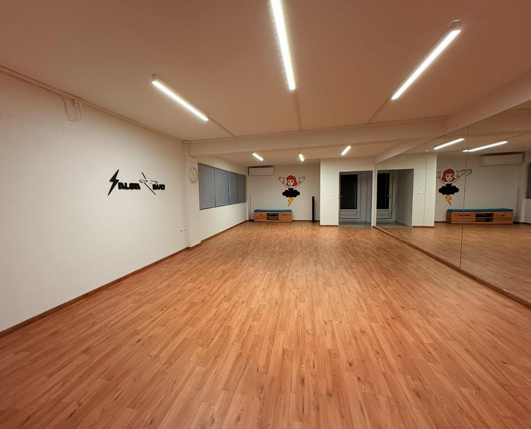 Salsa Rayo Dance School. Athens