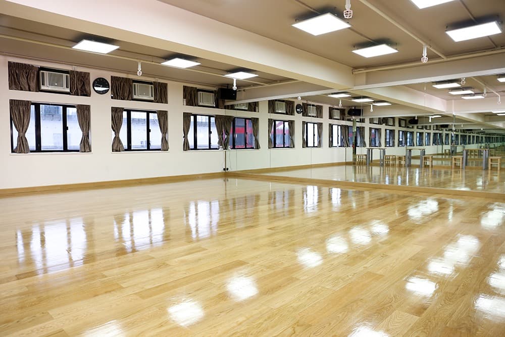 Viva Dance 香港專業體育舞蹈學院. Sheung Wan